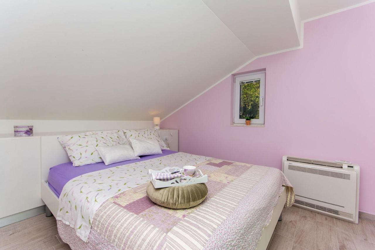 Apartment Lavender Plat مْليني المظهر الخارجي الصورة
